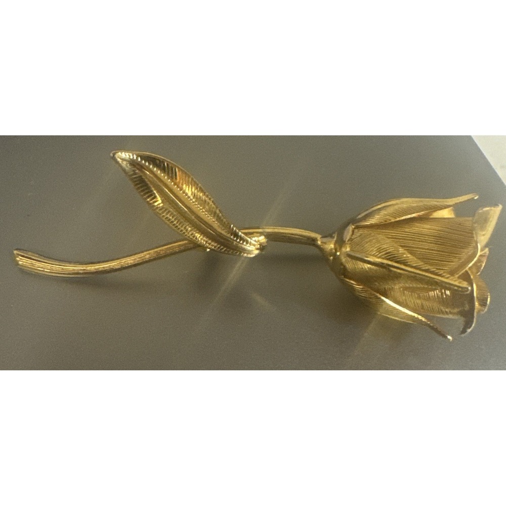 Textured Gold Tone Single Stem Rose Bud Brooch Pin 2.5 inch Vintage